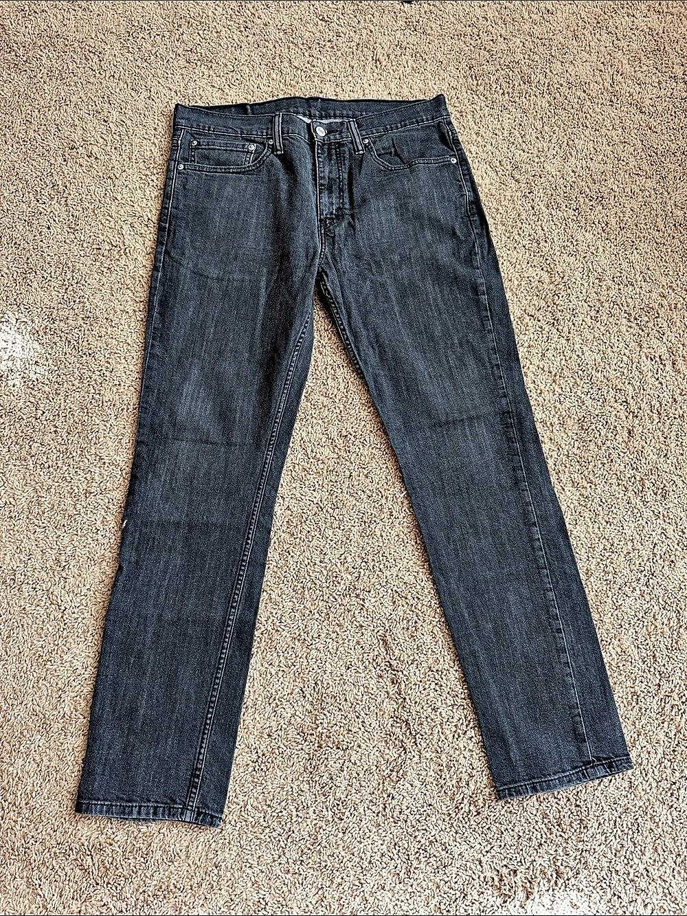 Men’s Levi’s Jeans in Gray